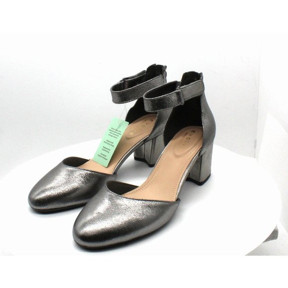 Women's Easy Spirit Crystal Pump - Picture 4 of 8
